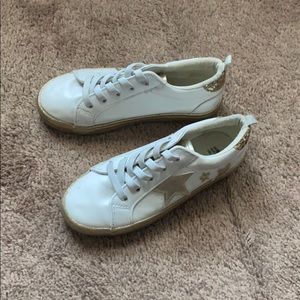 Primary no lace sneakers